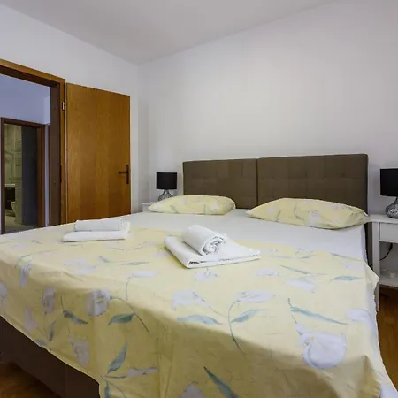 Ferienwohnung Fur 6 Personen Ca 60 Qm In Crikvenica, Kvarner Bucht Und Umgebung - B58530 Crikvenica